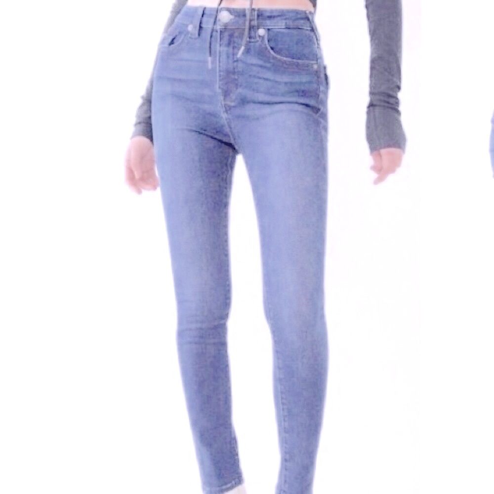 TRUE RELIGION (26) Halle High Rise SN Flap Raw Hem